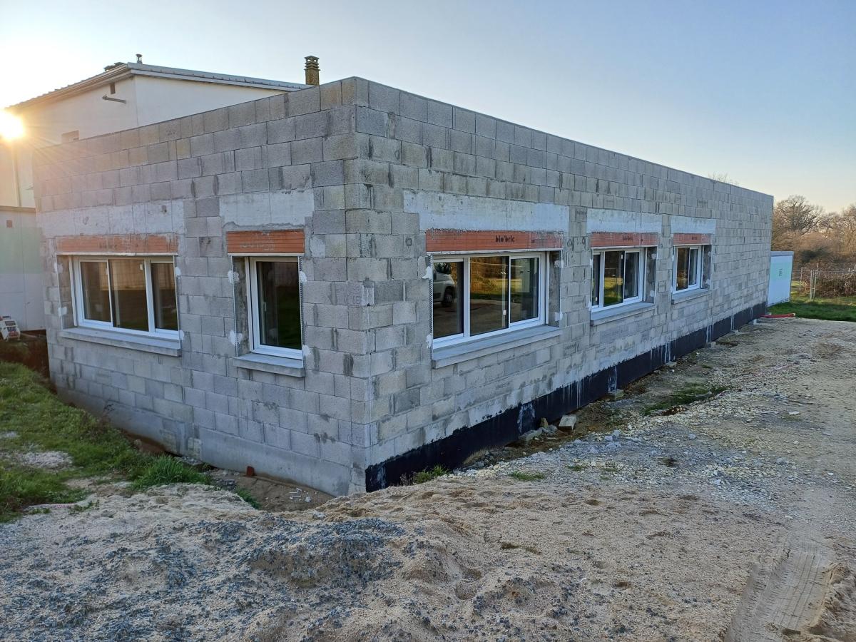 Salle évolution - élévations en cours